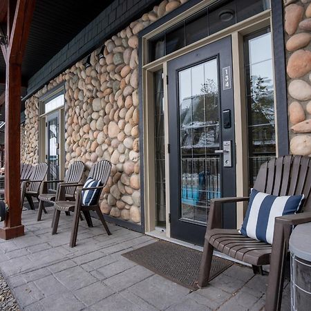 Grotto Canyon Chalet Canmore Exterior foto